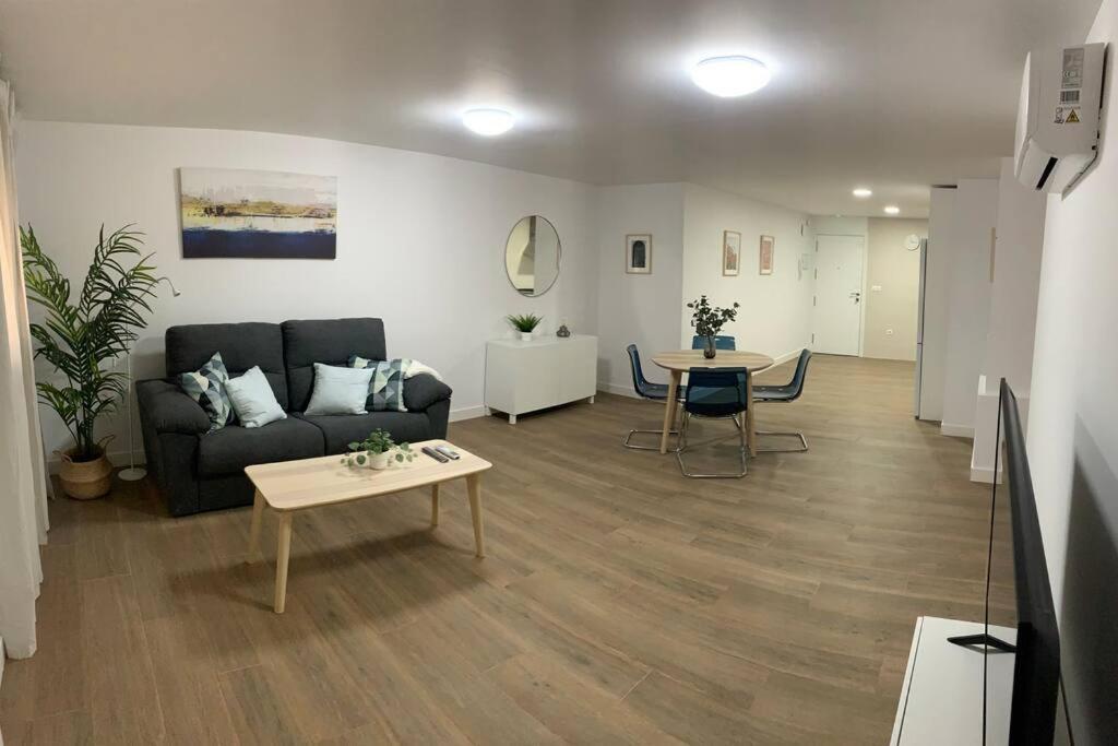 Apartamento Central A Algeciras Exteriör bild